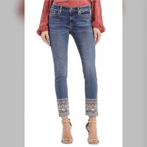 NWOT Miss Me Mid Rise Embellished Ankle Skinny